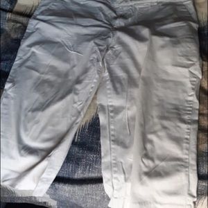 White capris from Additionelle